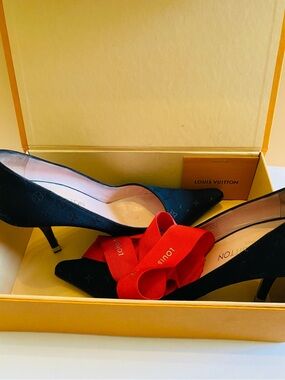Louis Vuitton Black Silk Monogram Heels Size 38. Authentic.  Incl Box & Cover